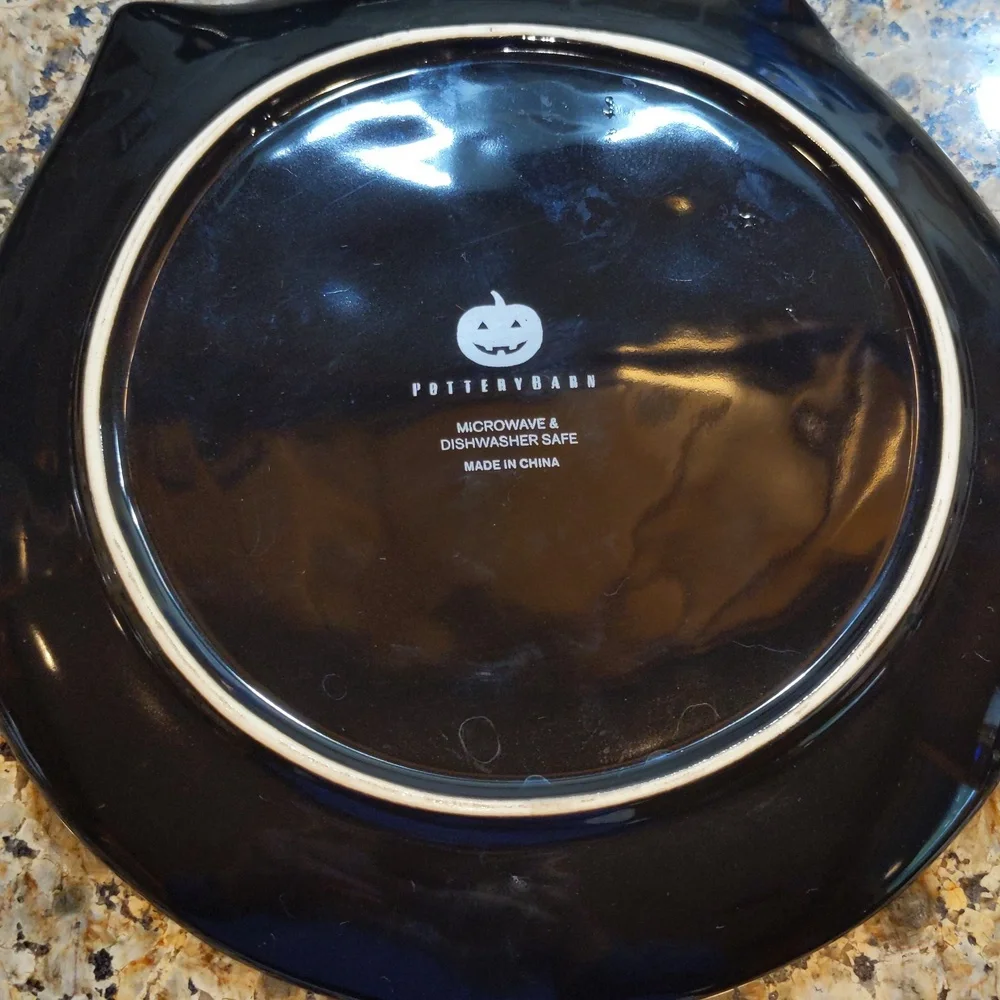 Pottery Barn Kids Bowl Plates Black Bat Set Candy Dish Spooky Rare Retired Htf